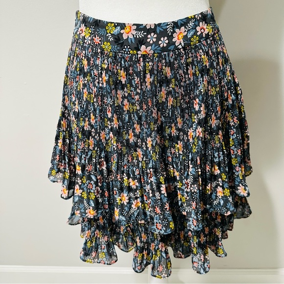 Boden Plisse Mini Skirt, Graphite, Opulent Leaf, Size 6 - Picture 1 of 5